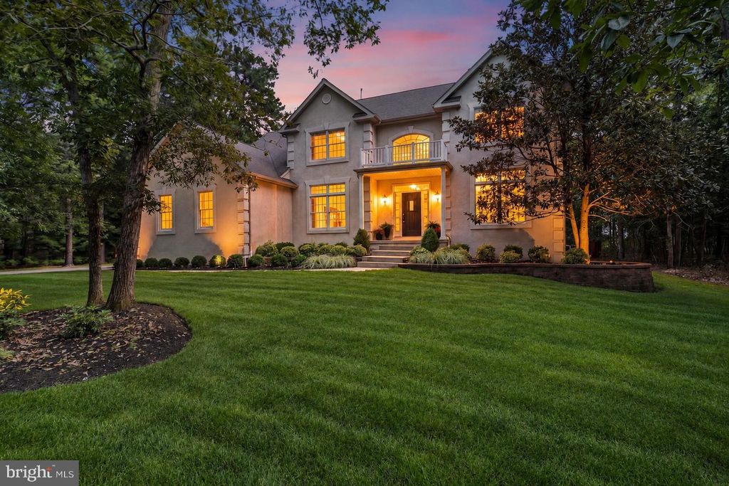 21 ABINGDON AVE, Medford, NJ 08055