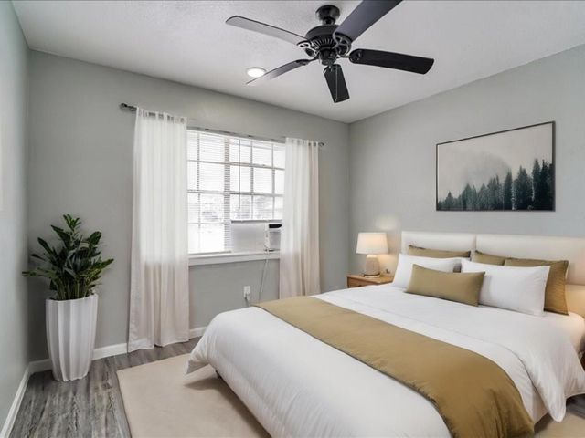 5117 Lavender St 5197, Houston, TX 77026