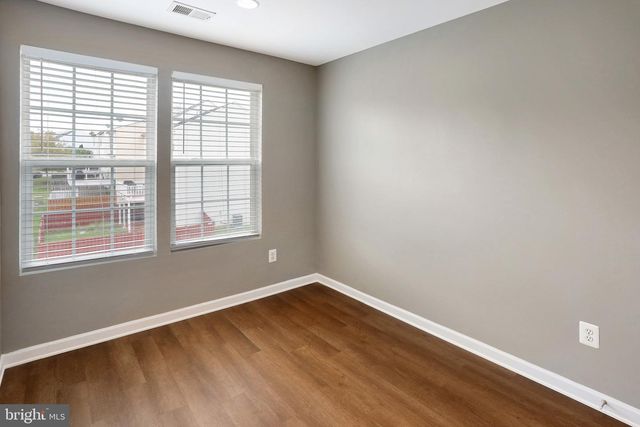 41748 CYNTHIA TER, Aldie, VA 20105