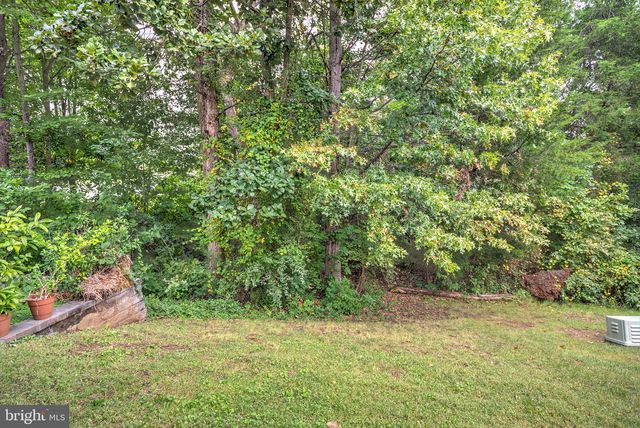 41748 CYNTHIA TER, Aldie, VA 20105