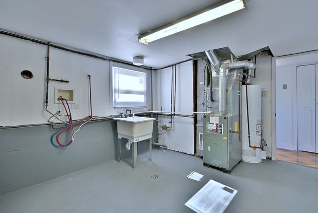 14201 Maryland Avenue, Dolton, IL 60419