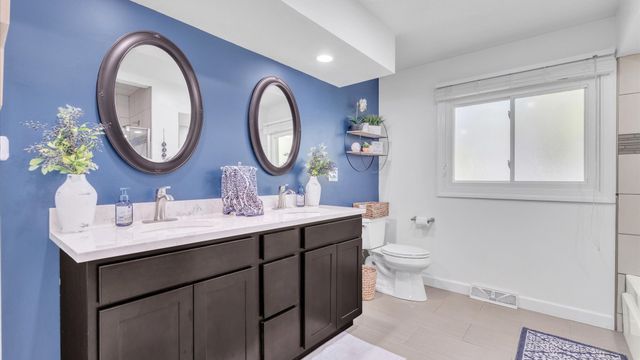 2900 27th Street, Rock Island, IL 61201