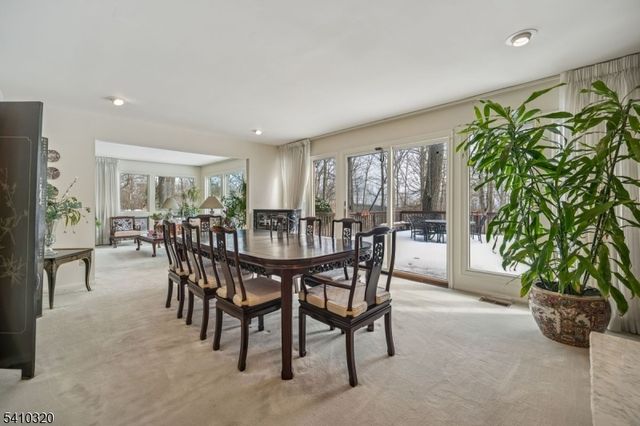 137 High Oaks Dr, Warren Twp., NJ 07059