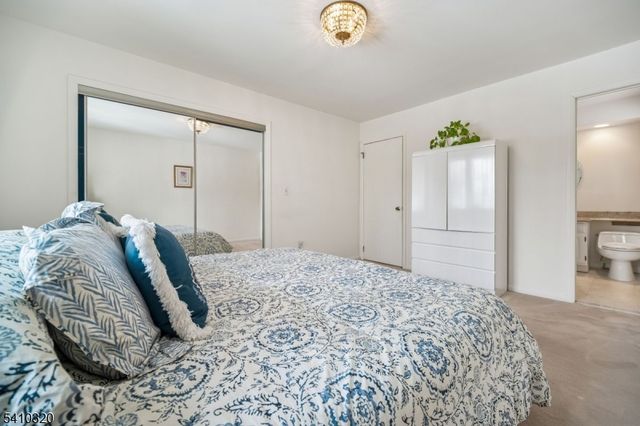 137 High Oaks Dr, Warren Twp., NJ 07059