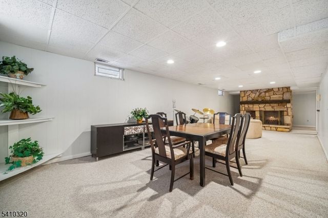 137 High Oaks Dr, Warren Twp., NJ 07059