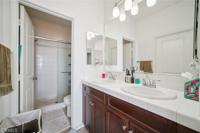 2997 E Pacific Coast Highway, Signal Hill, CA 90755