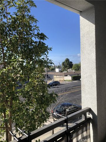 2997 E Pacific Coast Highway, Signal Hill, CA 90755