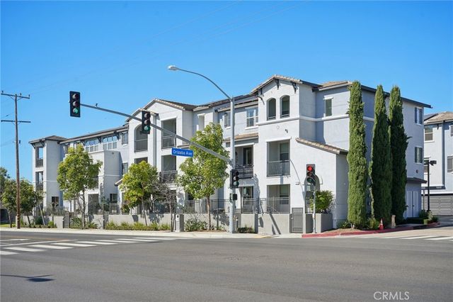 2997 E Pacific Coast Highway, Signal Hill, CA 90755