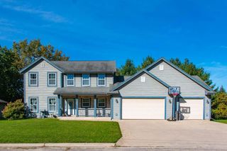 1240 N Water STREET, Watertown, WI 53098
