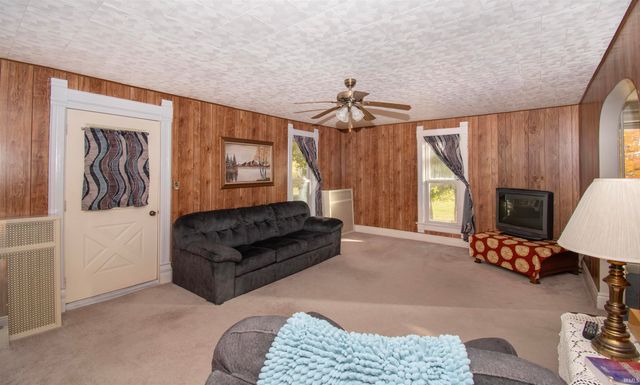 405 Miner Road, Avilla, IN 46710