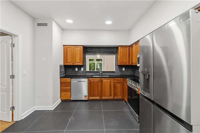 3475 OAK VALLEY RD. NE 140, Atlanta, GA 30326