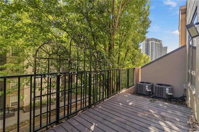3475 OAK VALLEY RD. NE 140, Atlanta, GA 30326