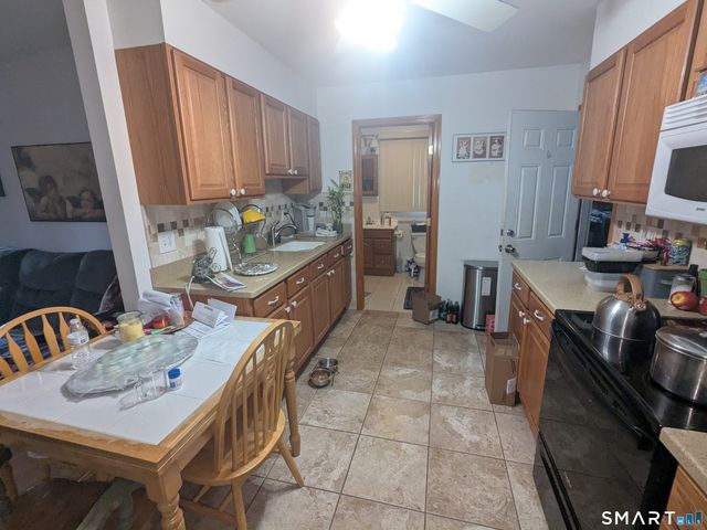 14 Hansen Farm Road, North Haven, CT 06473