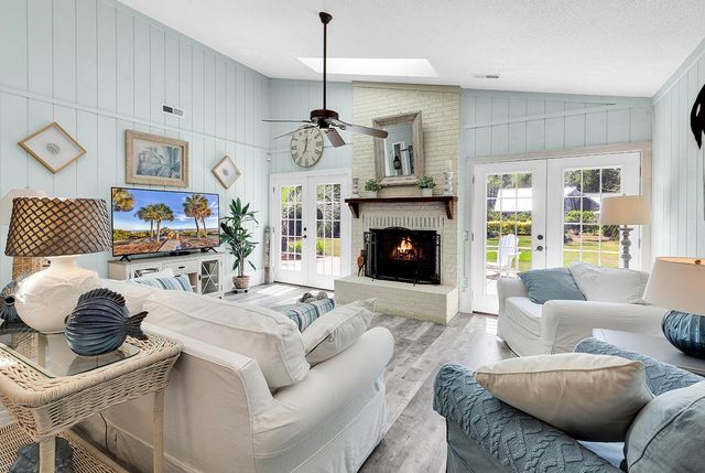 116 Heron Way, Pawleys Island, SC 29585