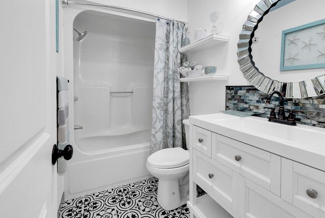 116 Heron Way, Pawleys Island, SC 29585