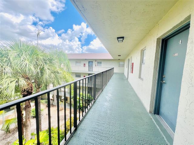 1820 SW 81st Avenue 3405, North Lauderdale, FL 33068