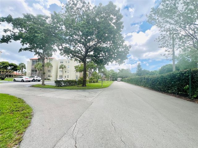 1820 SW 81st Avenue 3405, North Lauderdale, FL 33068