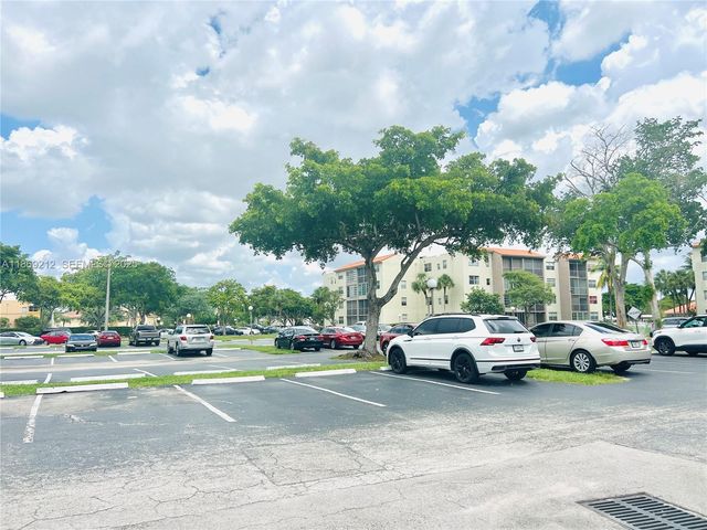 1820 SW 81st Avenue 3405, North Lauderdale, FL 33068