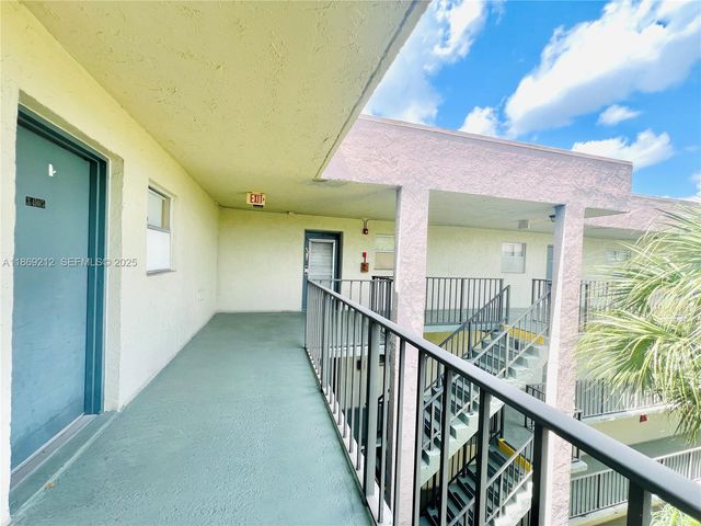1820 SW 81st Avenue 3405, North Lauderdale, FL 33068