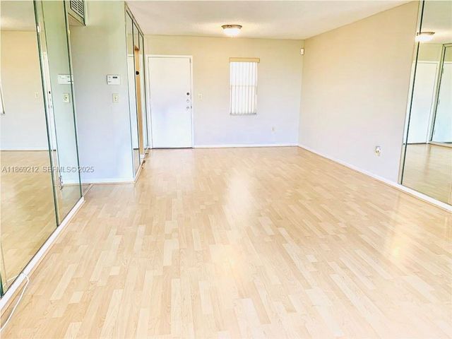 1820 SW 81st Avenue 3405, North Lauderdale, FL 33068