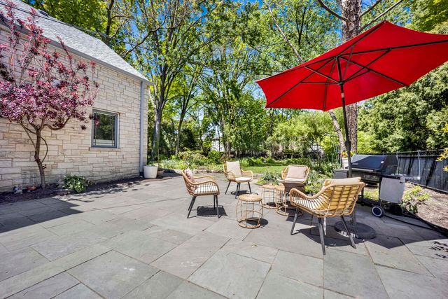 3029 Simpson Street, Evanston, IL 60201