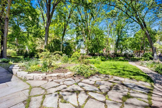 3029 Simpson Street, Evanston, IL 60201