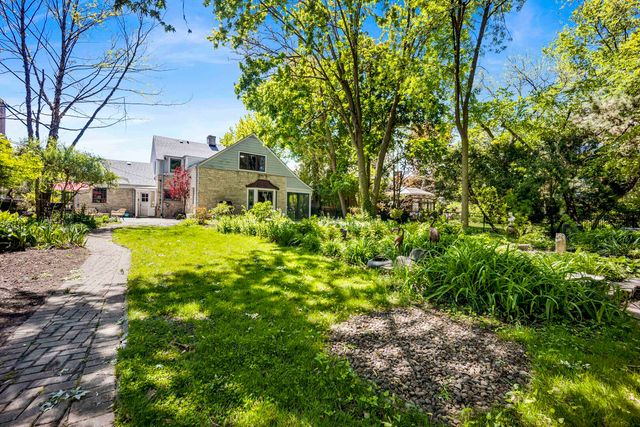3029 Simpson Street, Evanston, IL 60201
