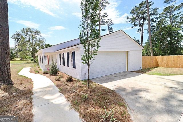 2416 Westwood Drive, Valdosta, GA 31601