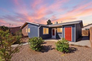 905 Los Reyes Court SE, Rio Rancho, NM 87124