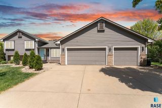 900 E 64th St Street, Sioux Falls, SD 57108