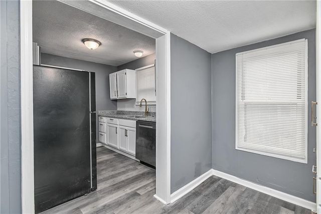 5932 Park Avenue, Kansas City, MO 64130