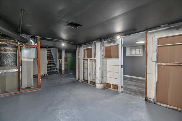 5932 Park Avenue, Kansas City, MO 64130