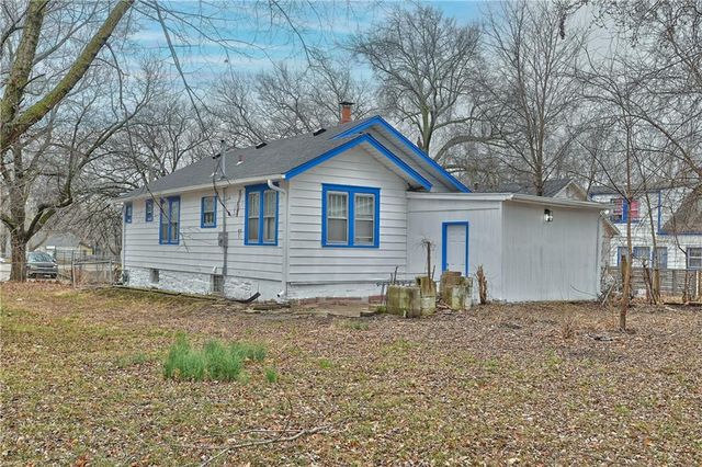 5932 Park Avenue, Kansas City, MO 64130