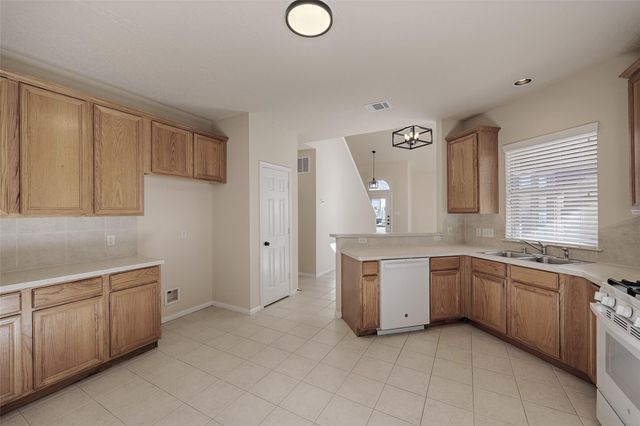 1815 Tickner Street, Conroe, TX 77301