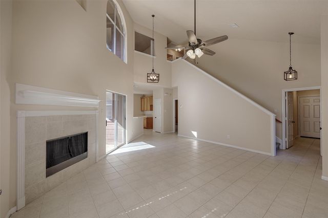 1815 Tickner Street, Conroe, TX 77301