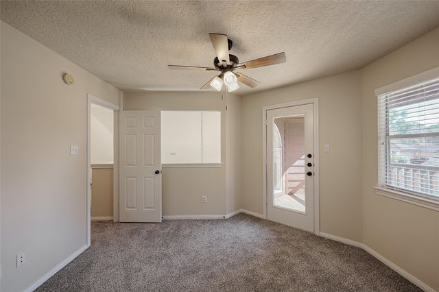 1815 Tickner Street, Conroe, TX 77301