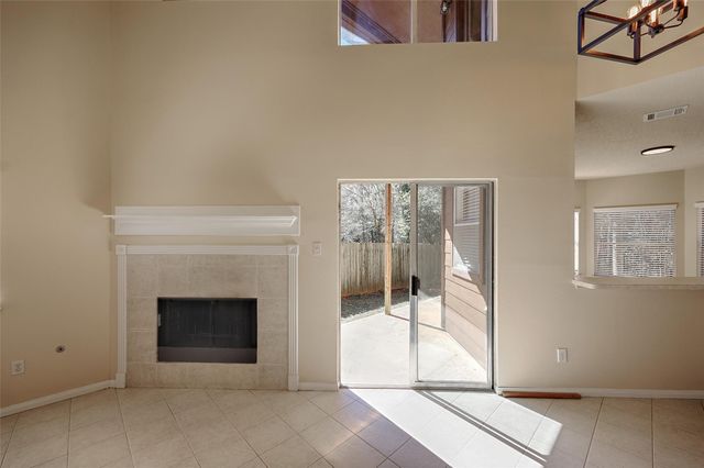 1815 Tickner Street, Conroe, TX 77301