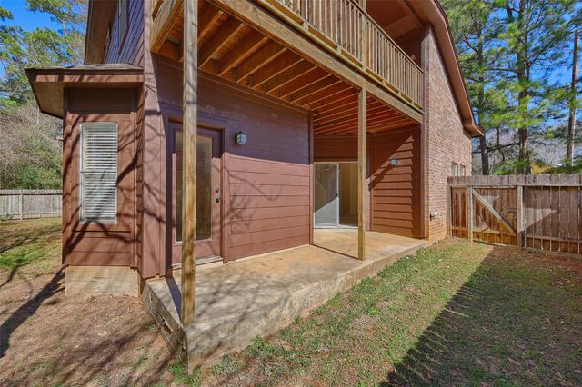 1815 Tickner Street, Conroe, TX 77301