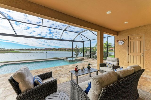 629 MARAVIYA BOULEVARD, Nokomis, FL 34275