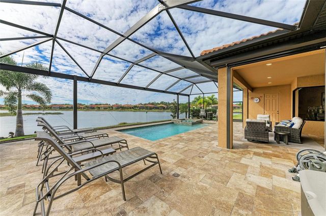 629 MARAVIYA BOULEVARD, Nokomis, FL 34275