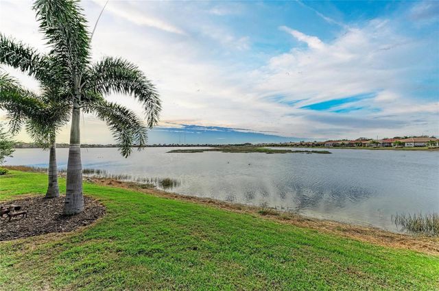 629 MARAVIYA BOULEVARD, Nokomis, FL 34275