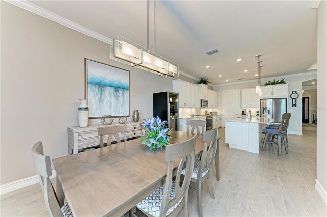 629 MARAVIYA BOULEVARD, Nokomis, FL 34275