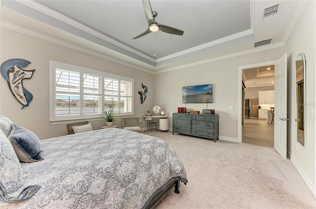 629 MARAVIYA BOULEVARD, Nokomis, FL 34275