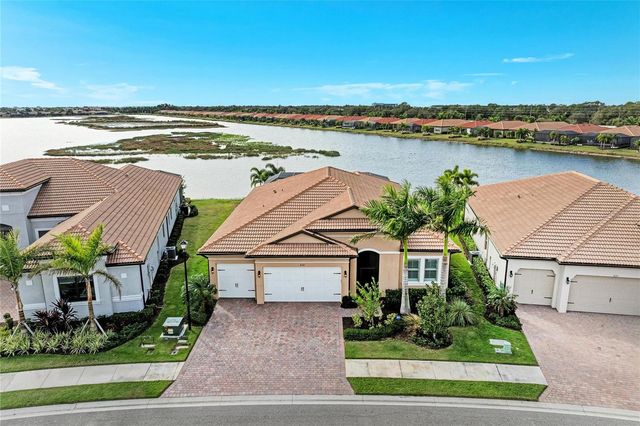 629 MARAVIYA BOULEVARD, Nokomis, FL 34275