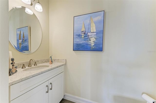 629 MARAVIYA BOULEVARD, Nokomis, FL 34275