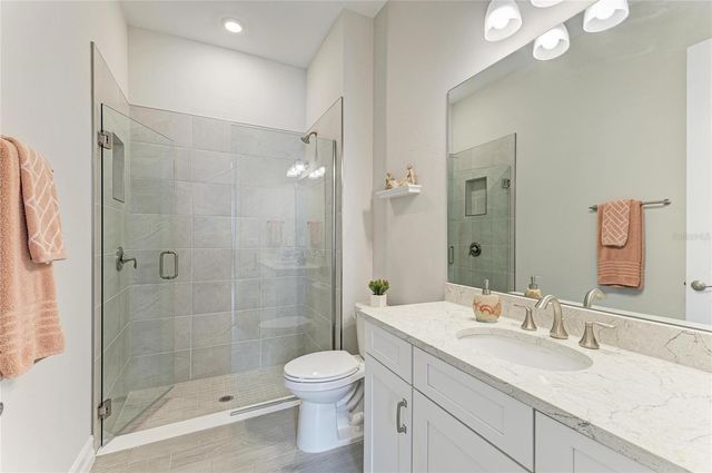 629 MARAVIYA BOULEVARD, Nokomis, FL 34275