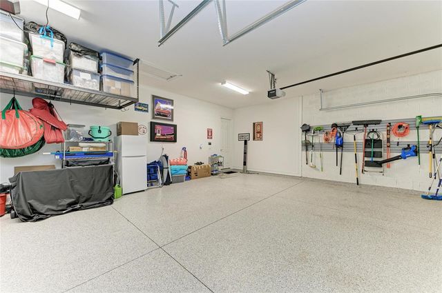 629 MARAVIYA BOULEVARD, Nokomis, FL 34275