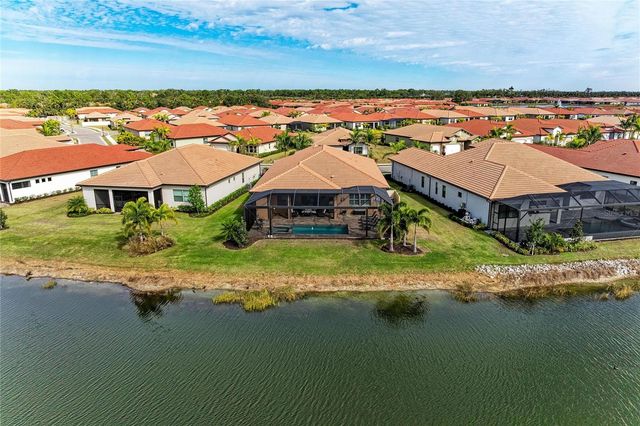 629 MARAVIYA BOULEVARD, Nokomis, FL 34275