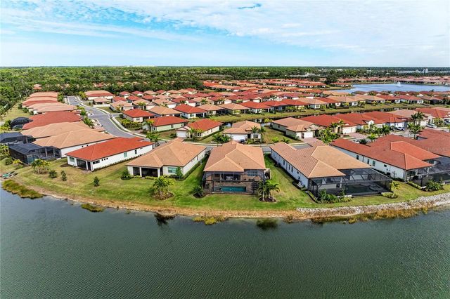 629 MARAVIYA BOULEVARD, Nokomis, FL 34275