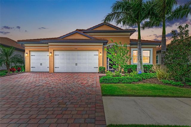 629 MARAVIYA BOULEVARD, Nokomis, FL 34275